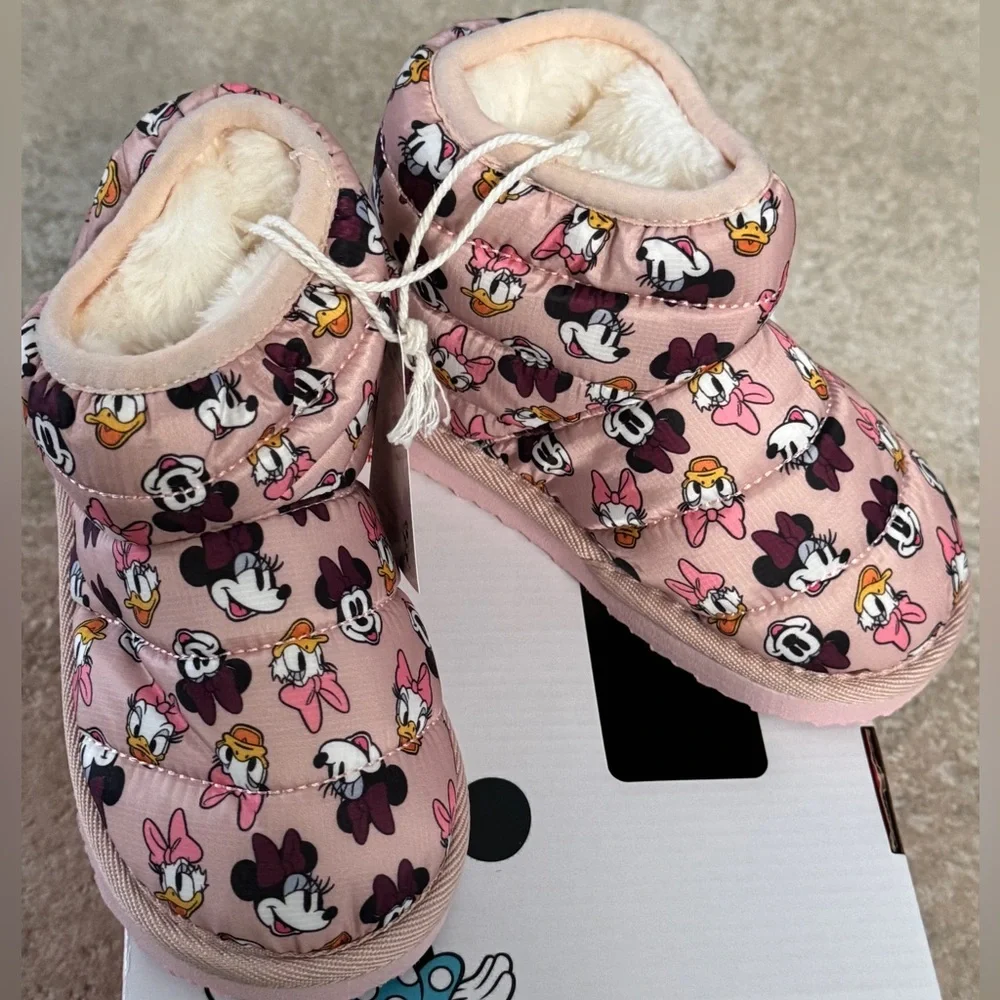Disney Minnie Mouse Daisy Duck Character Comfy Toddler Winter Lined Sherpa Boots